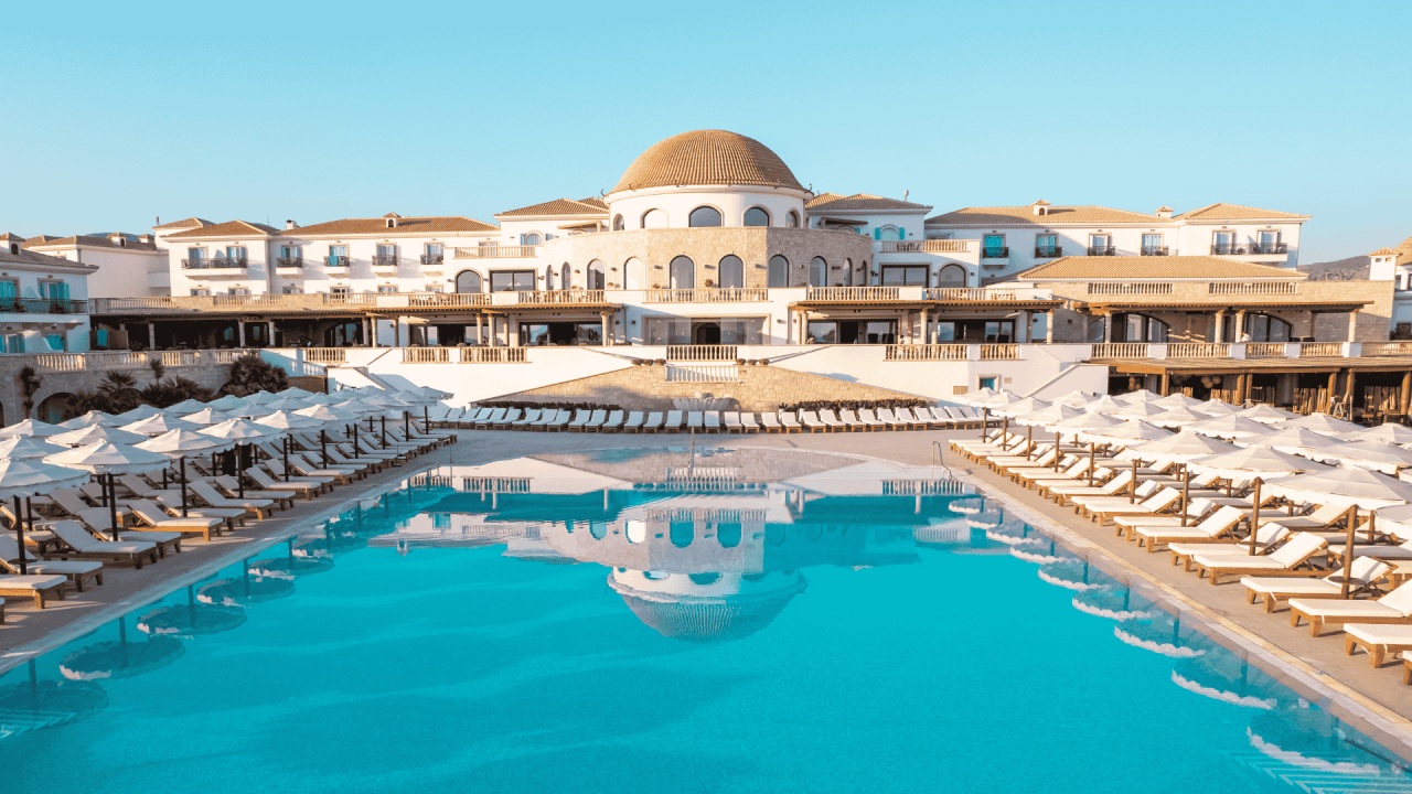 1-mitsis-crete-laguna-hotel-mainpool